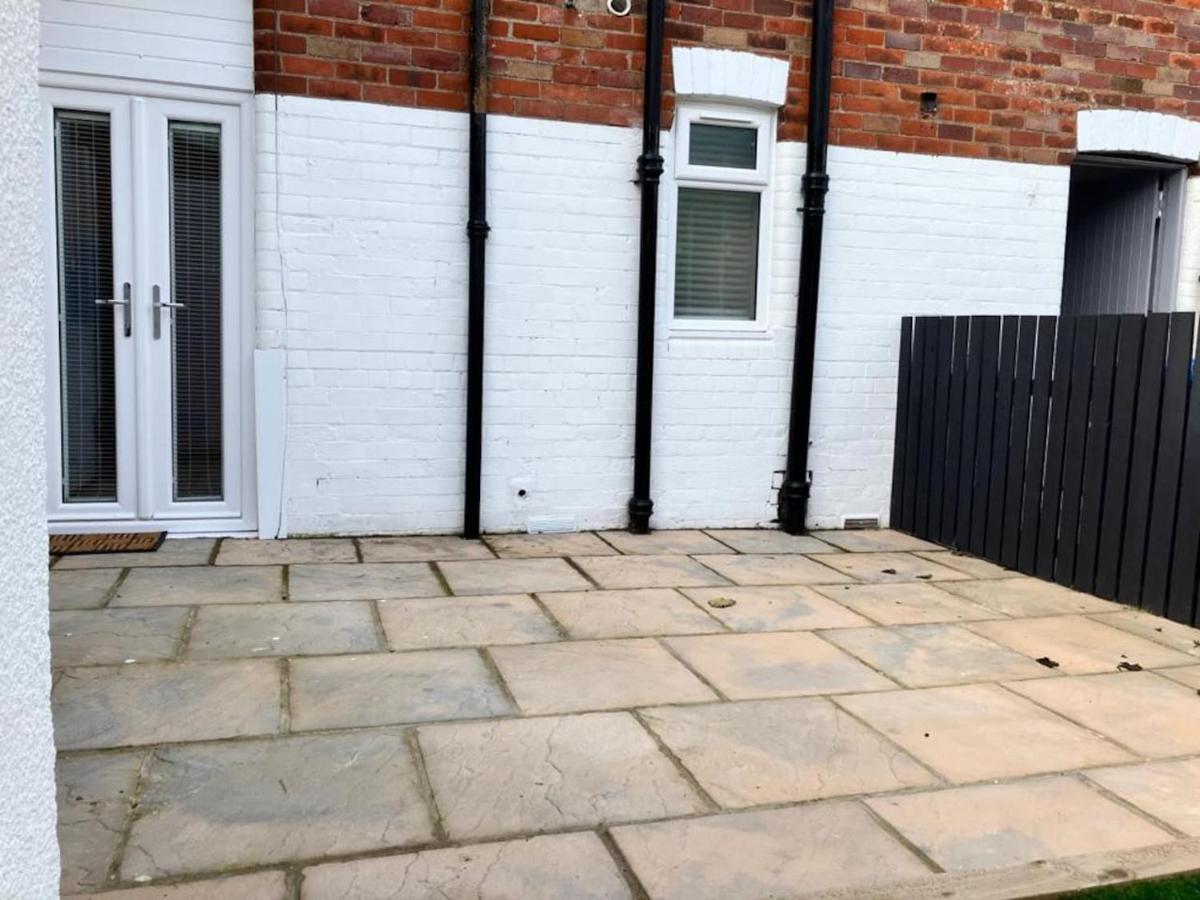 St Andrews - 5 Min Walk To Centre Apartment Bagian luar foto
