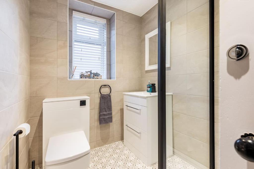 St Andrews - 5 Min Walk To Centre Apartment Bagian luar foto