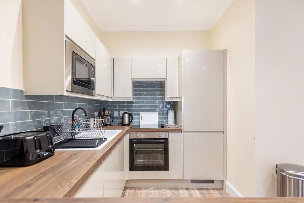 St Andrews - 5 Min Walk To Centre Apartment Bagian luar foto