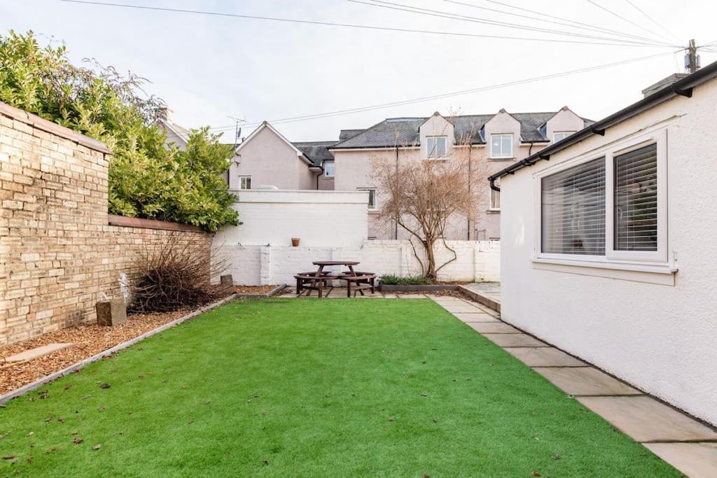 St Andrews - 5 Min Walk To Centre Apartment Bagian luar foto